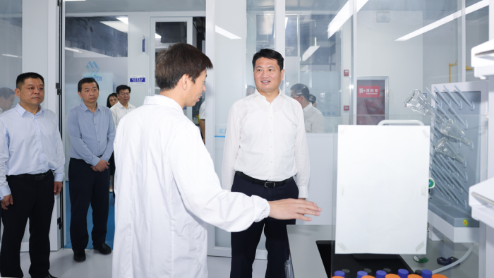 市委常委会在泰兴调研并专题研究泰兴工作